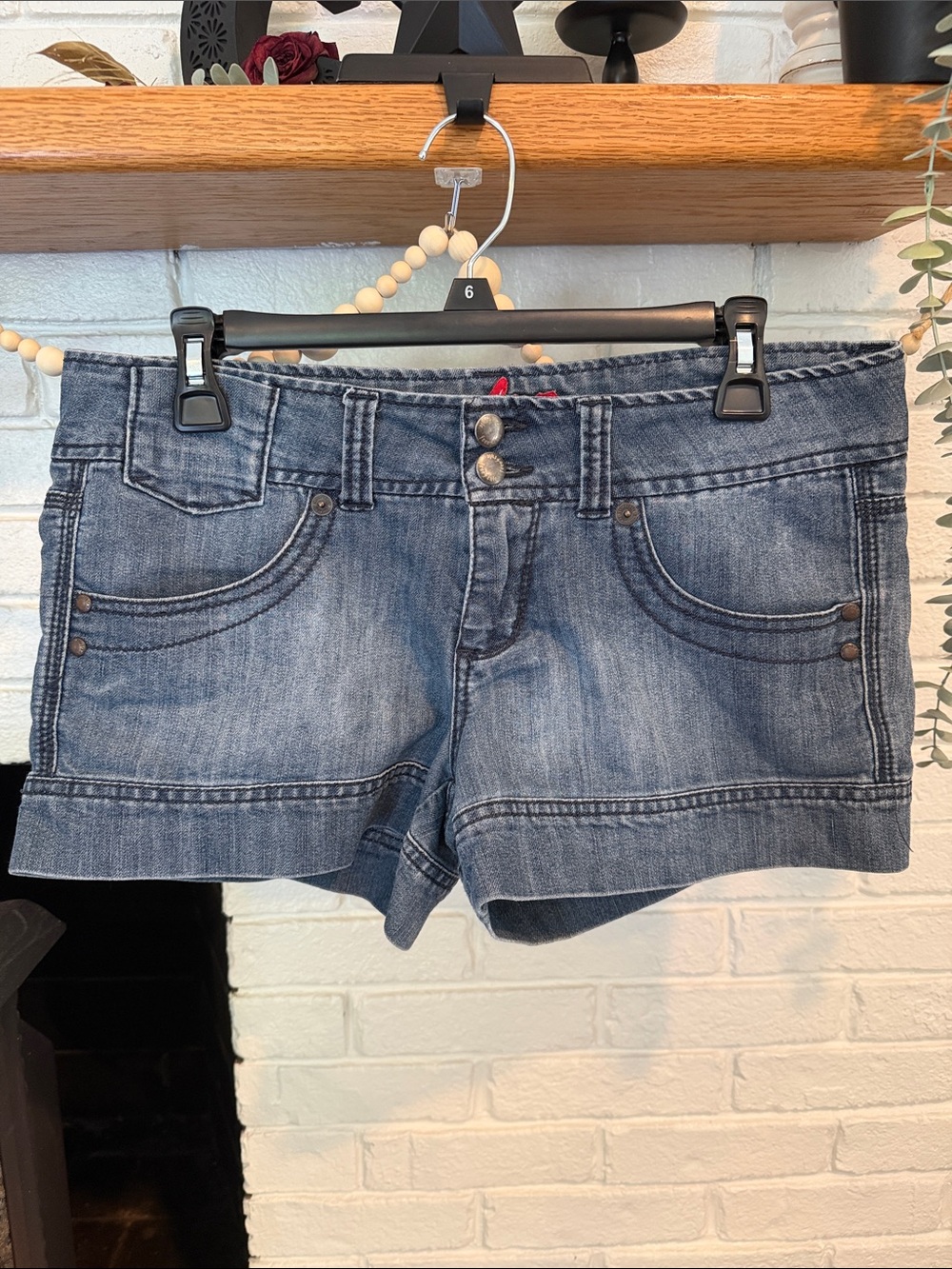 Vintage Y2K Freestyle Revolution Low Rise Shorts | Size 11